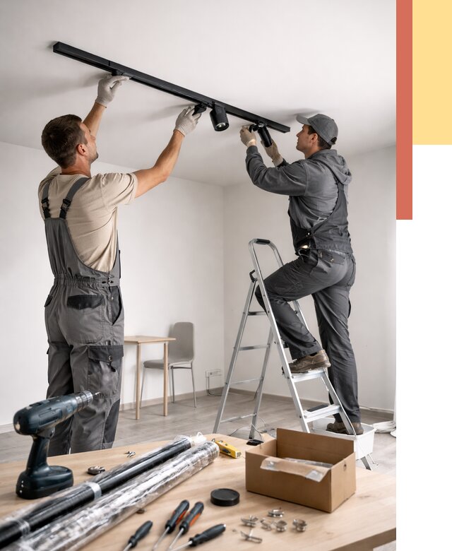 Установка трековых светильников в натяжной потолок в Михайловке от 4270 руб. | ОТДЕЛОЧНИК-Мхл